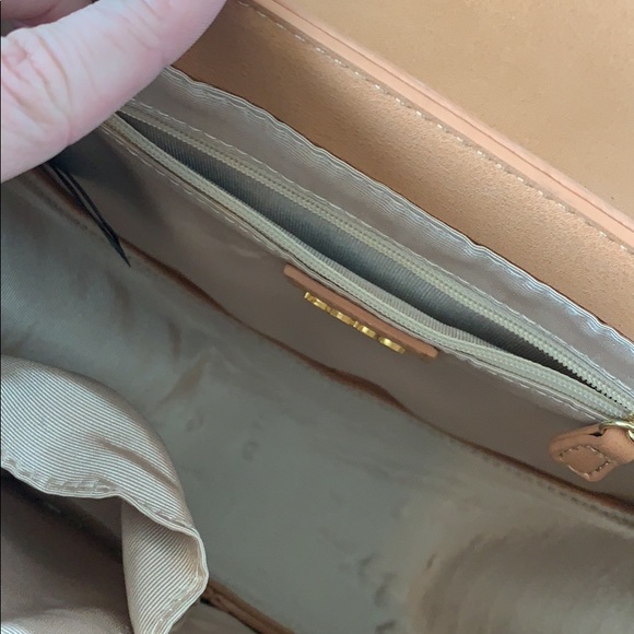 Bebe fringe purse - Picture 4 of 4